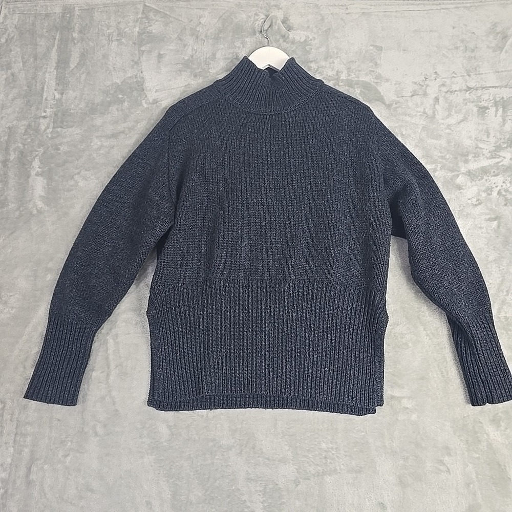 DISSH Celeste Wool Blend Thick Sweater Small Ink Blue Minimalist‎